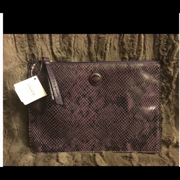 Coach Handbags - Todays HP🎉Coach Lg Snakeskin Leather Cosmetic Bag